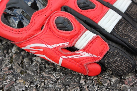 Alpinestars-Supertech-pinky