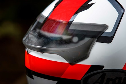 Arai-Quantic-‘Face-Helmet-Spoiler