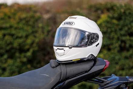 Shoei-GT-Air-II-02