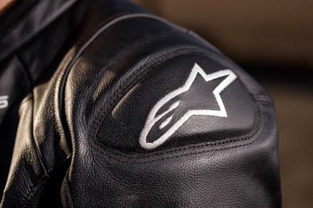 Alpinestars-Faster-V2-leather-jacket-08