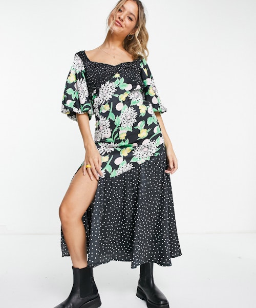 3K ASOS DESIGN mixed print shirred midi tea dress with bubble sleeve