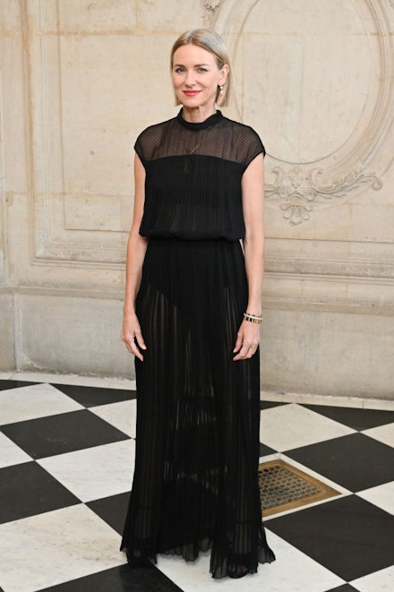 Christian Dior : Photocall - ¨Paris Fashion Week - Haute Couture Fall Winter 2022 2023 Naomi Watts