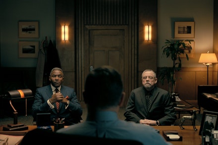 MV5BMjFiMjNmNDMtZGJjYS00ODFjLTlhMGItOTkyYmNhMTY2OTI0XkEyXkFqcGdeQXVyNjY1MTg4Mzc@._V1_ The Fall Of The House Of Usher
