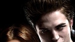Twilight Sinks Fangs Into US Box Office