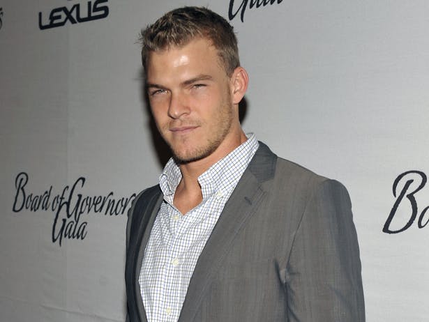 Alan Ritchson Is Raphael 