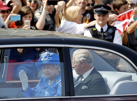 queen-elizabeth queen-elizabeth