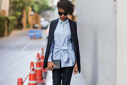 Street style spring workwear: blue Street style spring workwear: blue