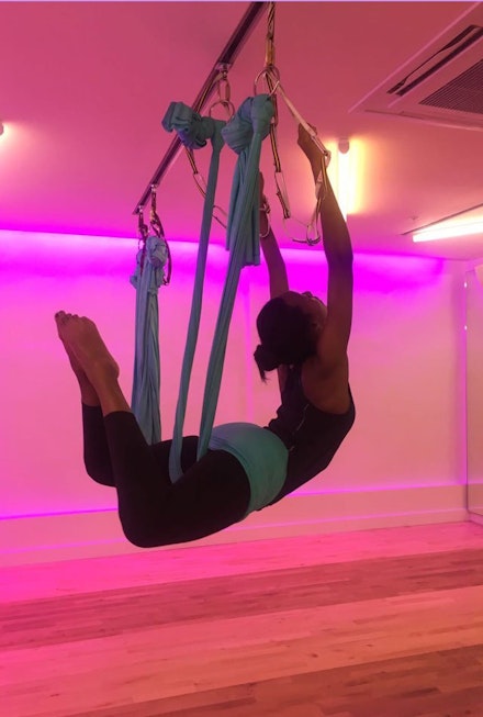 Debrief-Does-Aerial-Yoga-gymbox2 Debrief-Does-Aerial-Yoga-gymbox2