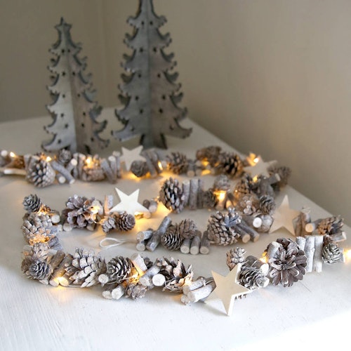 Christmas Du00e9cor: All The Stuff To Buy For Your Flat Right Now