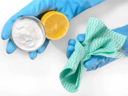 Cleaning-with-bicarbonate-of-soda Cleaning-with-bicarbonate-of-soda