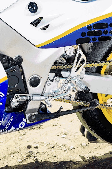 SUZUKI RF900RR SUZUKI RF900RR