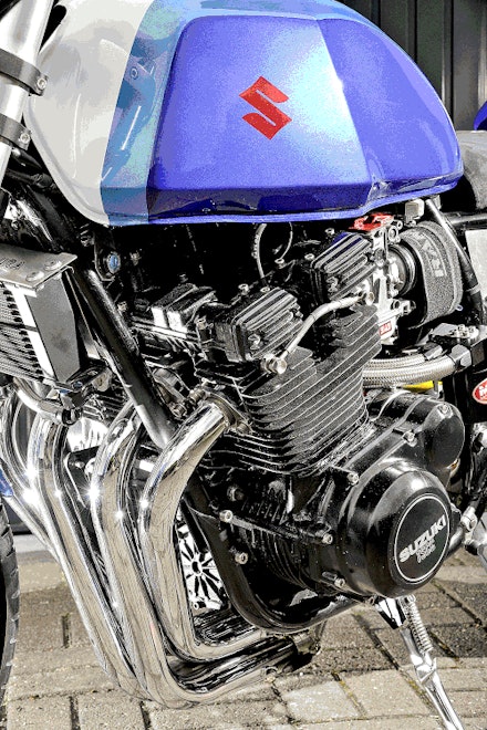 IT NEEDS A TURBO - SUZUKI GSX7/11 IT NEEDS A TURBO - SUZUKI GSX7/11