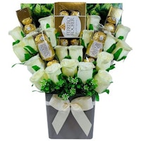 Large Ferrero Rocher 24 Chocolate Lovers Bouquet