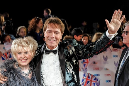 Cliff Richards and Gloria Hunniford Cliff Richards and Gloria Hunniford