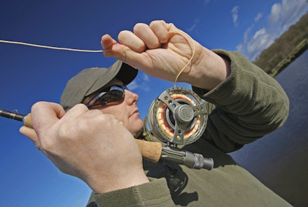 Avoid injuries when fly fishing Avoid injuries when fly fishing