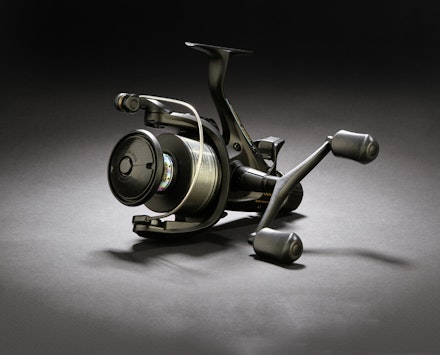 BIG-PIT REELS VS. FREESPOOL REELS BIG-PIT REELS VS. FREESPOOL REELS