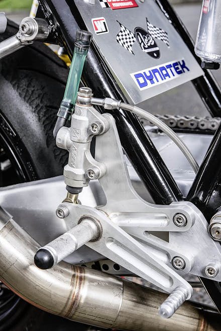 Ex-ZXR400 and very nice. Hard work though Ex-ZXR400 and very nice. Hard work though