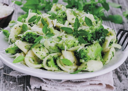 Crushed broccoli with pasta Crushed broccoli with pasta