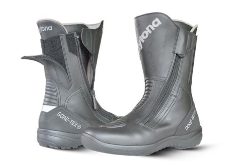 Daytona Road Star GTX boots