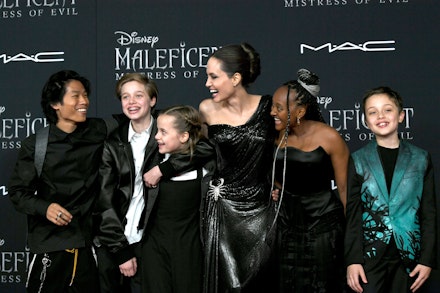 Angelina Jolie and kids Angelina Jolie and kids