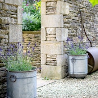 Malesmbury Planter