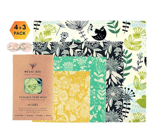 Beeswax wrap Set of 4 with Organic String and Buttons