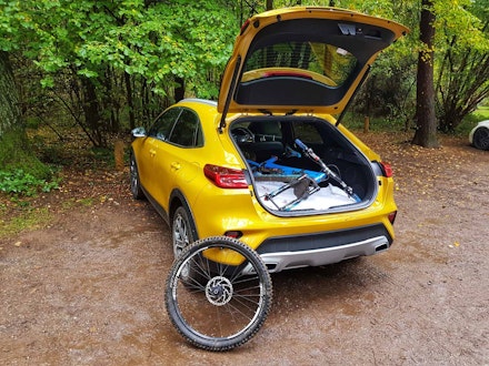 mountain bike in the boot of a 2019 Kia XCeed mountain bike in the boot of a 2019 Kia XCeed