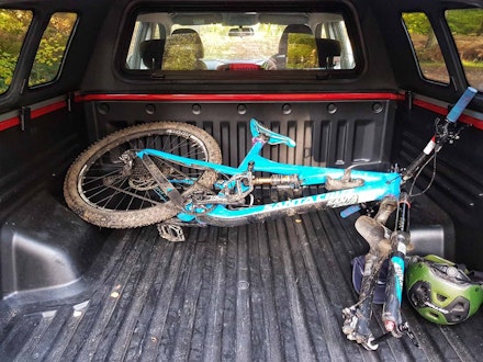 2019 SsangYong Musso with bike in the back 2019 SsangYong Musso with bike in the back