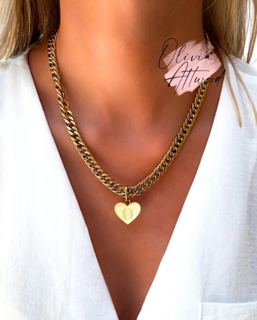 Heart Curb Chain Necklace (Gold)