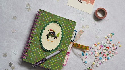 How to make a Christmas planner How to make a Christmas planner