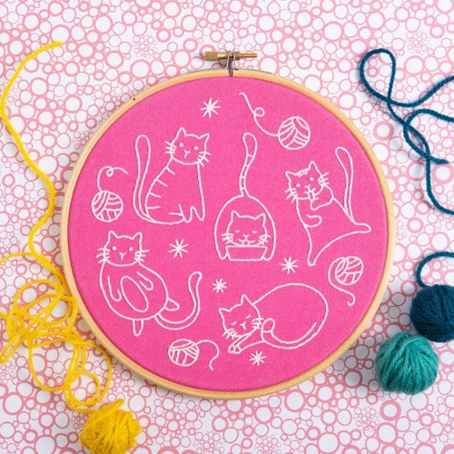 Crafty Cats Contemporary Embroidery Kit