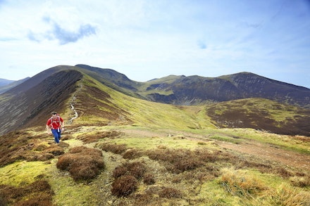 Heading up Causey Pike from Scar Crags with every peak on the horseshoe – starting with Grisedale Pike on the right – spread out behind. Heading up Causey Pike from Scar Crags with every peak on the horseshoe – starting with Grisedale Pike on the right – spread out behind.