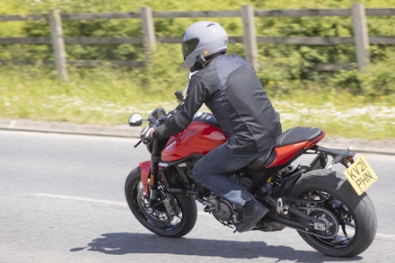 Riding a Ducati Monster in the Knox Urbane Pro jacket Riding a Ducati Monster in the Knox Urbane Pro jacket