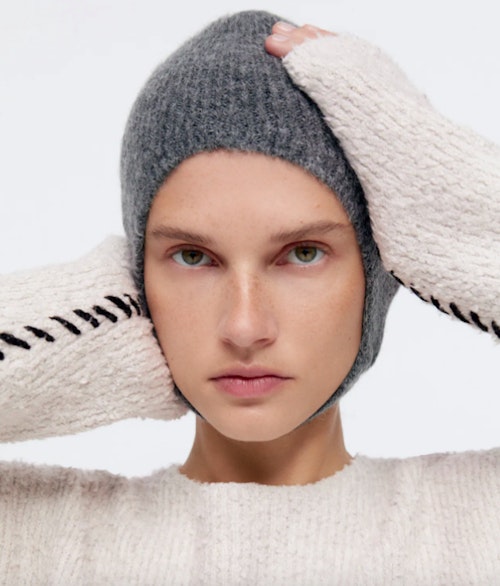 Zara, Ribbed Knit Hood, WAS £14.99 NOW £5.99