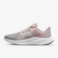 Nike Quest 4 Premium