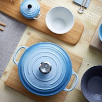 Le Creuset Signature Enamelled Cast Iron Round Casserole Dish