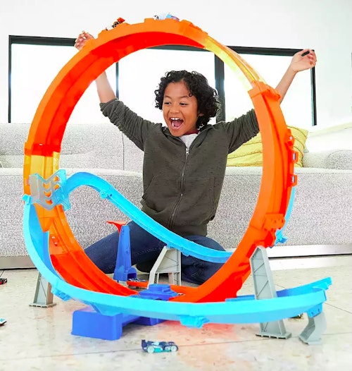 Hot Wheels, Massive Loop Mayhem Track Set and Car, £55