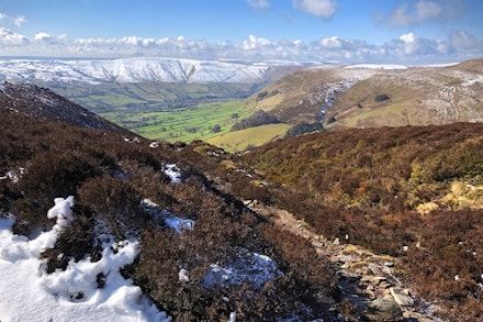Route 3: The Kinder Scout skyline, Peak District Route 3: The Kinder Scout skyline, Peak District
