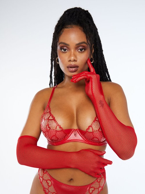 Savage x Fenty, Glossy Flossy Fishnet Gloves, £25