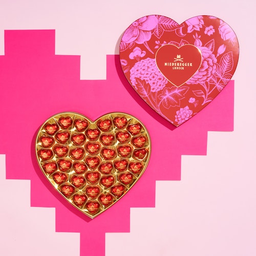 Niederegger Classic Dark Chocolate Marzipan Hearts, Chocolates Direct
