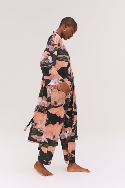 Desmond & Dempsey, South Island Print Pink/Black, £188