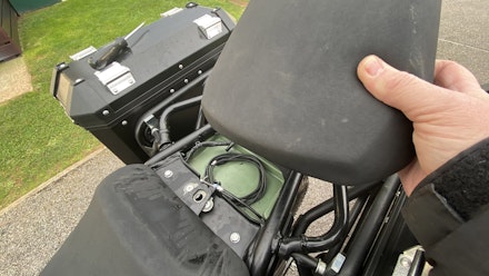 Remove pillion seat Remove pillion seat