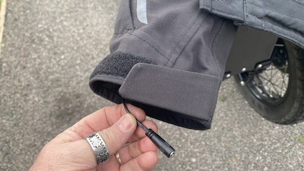 Pull connector wire gently from the cuff Pull connector wire gently from the cuff