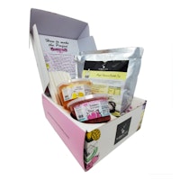 picture of the box of Ultimate Bubble Tea Kit - Bubble Tea With Mango