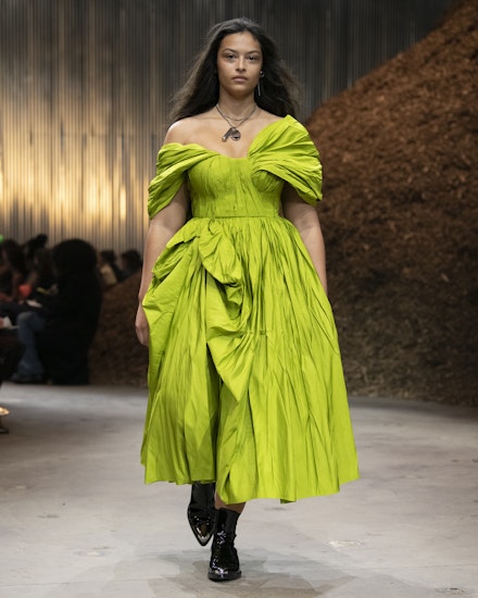 Alexander McQueen AW22 Alexander McQueen AW22