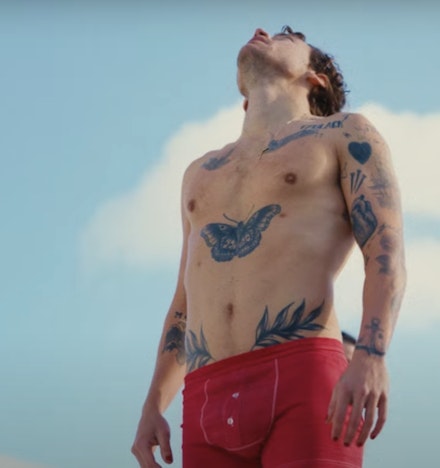 harry styles joyful dresses best harry styles looks harry styles joyful dresses best harry styles looks