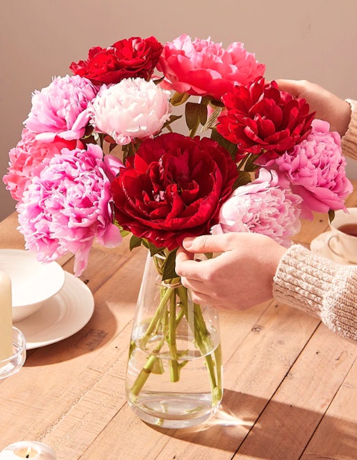 Arena Flowers Letterbox Mixed Peonies