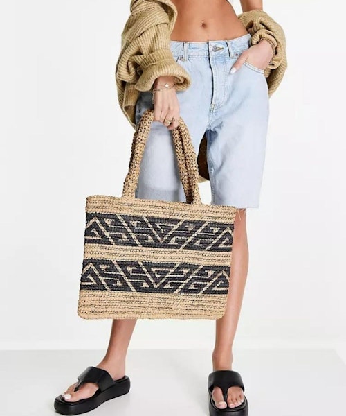 ASOS DESIGN Tote With Monogram Detail