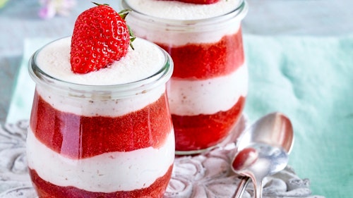 Strawberry & cream jellies