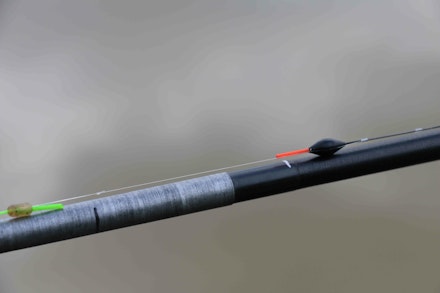 4-short-line-between-pole-tip-and-float